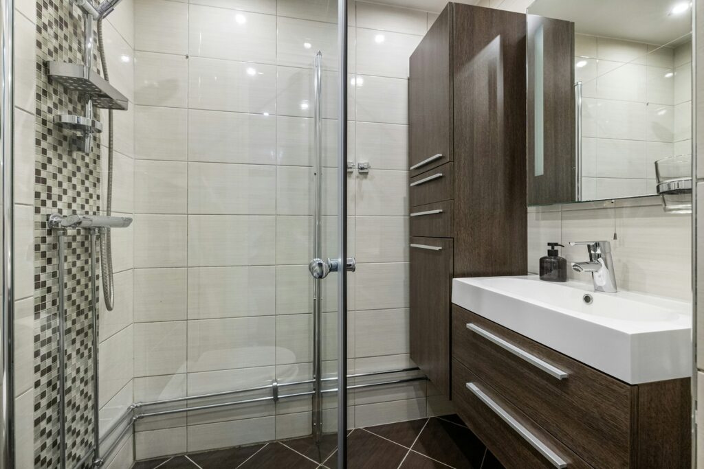intalacion de fontaneria para baño en madrid moncloa reformas de baños al mejor precio